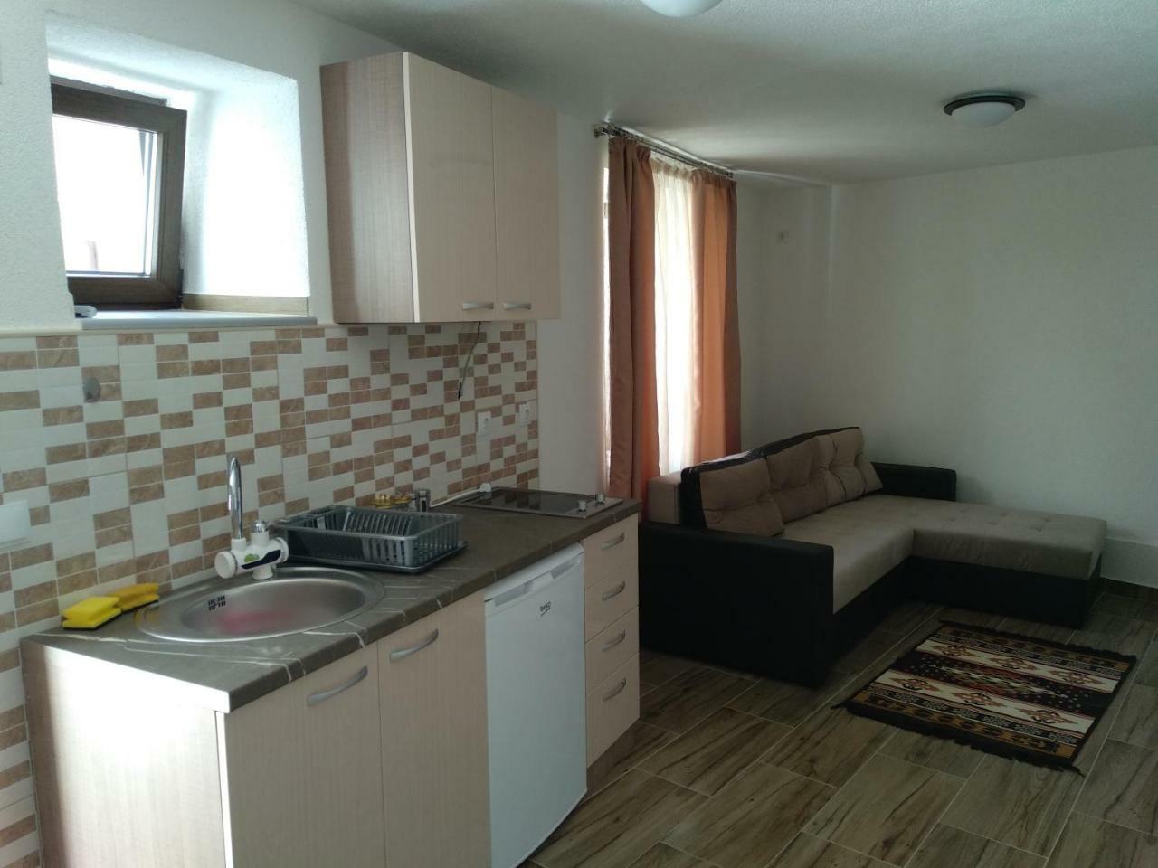 At George'S Apartments Охрид Екстер'єр фото